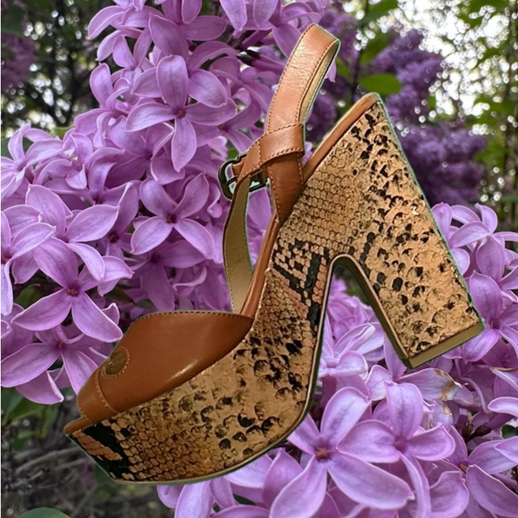 Brown and Tan Snakeskin Platform Heels - Picture 3 of 3